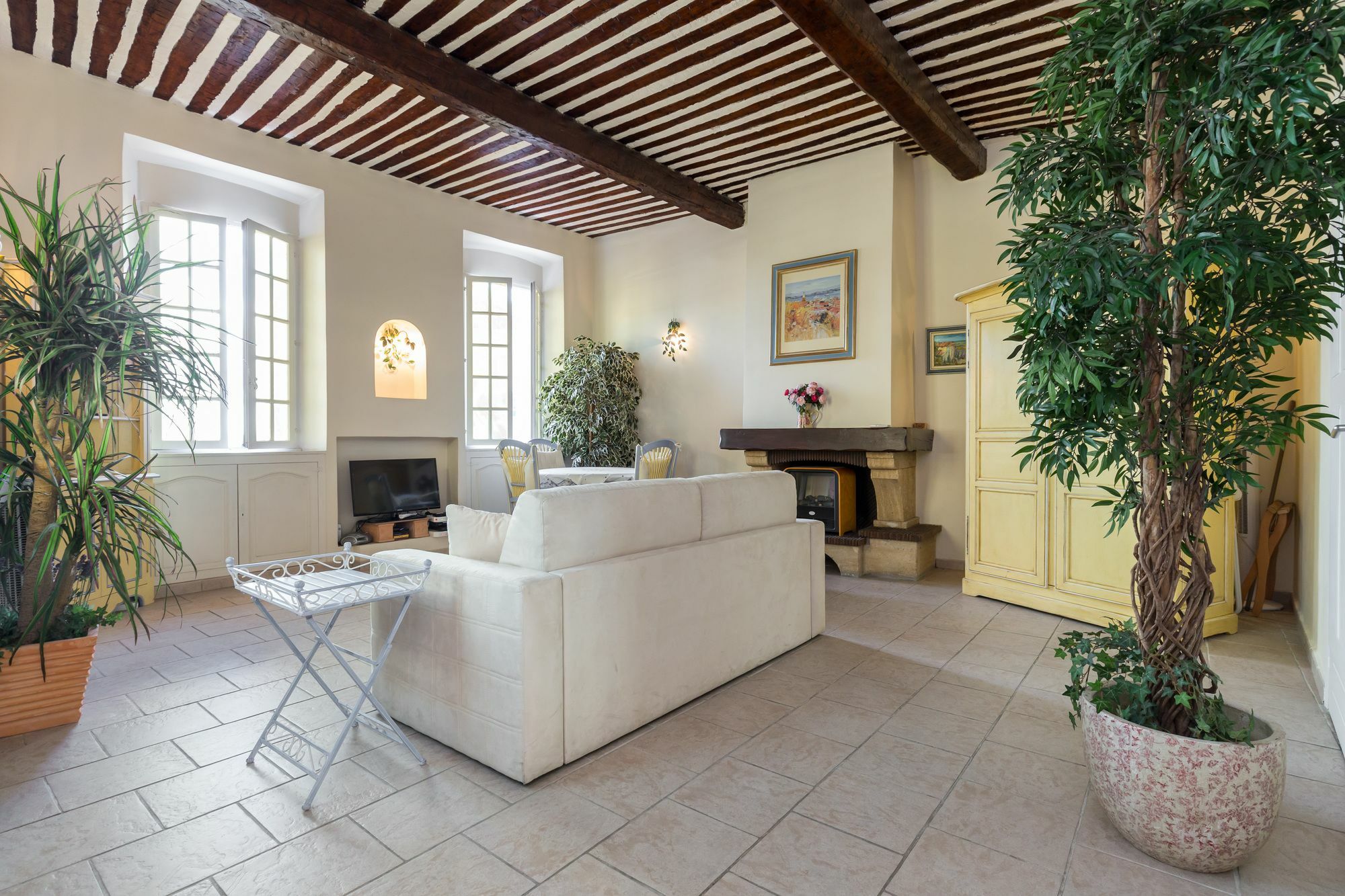 Charming Port View Studio: Steps from Palais, Cannes Exterior photo